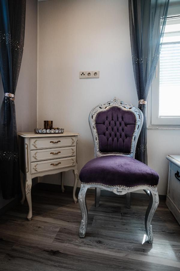 Timeout Royal Apartman Ellar Kültér fotó