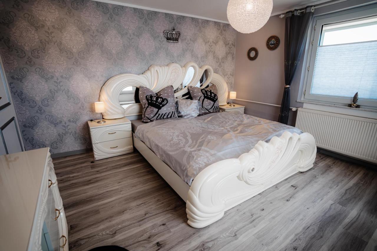 Timeout Royal Apartman Ellar Kültér fotó