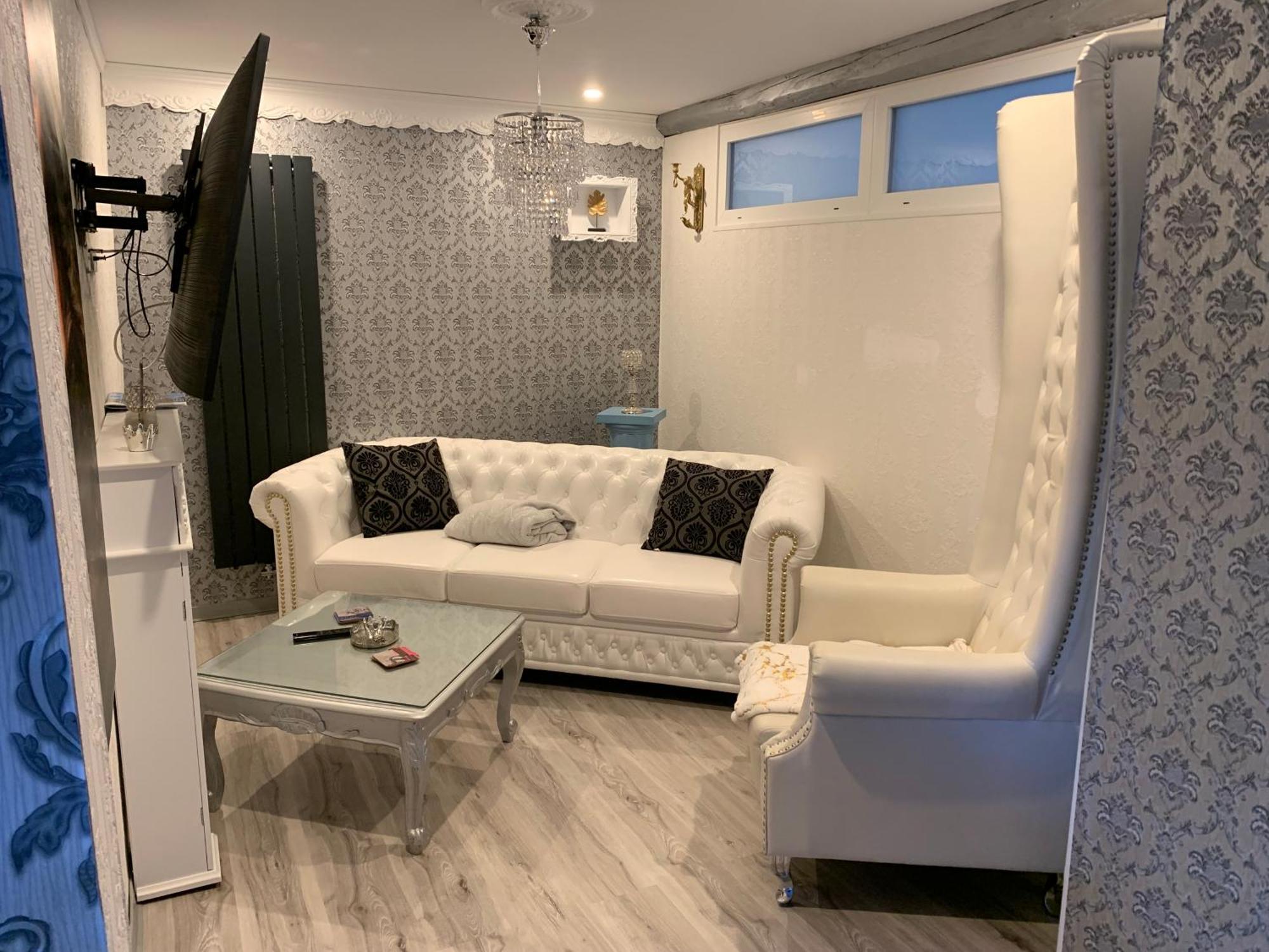 Timeout Royal Apartman Ellar Kültér fotó